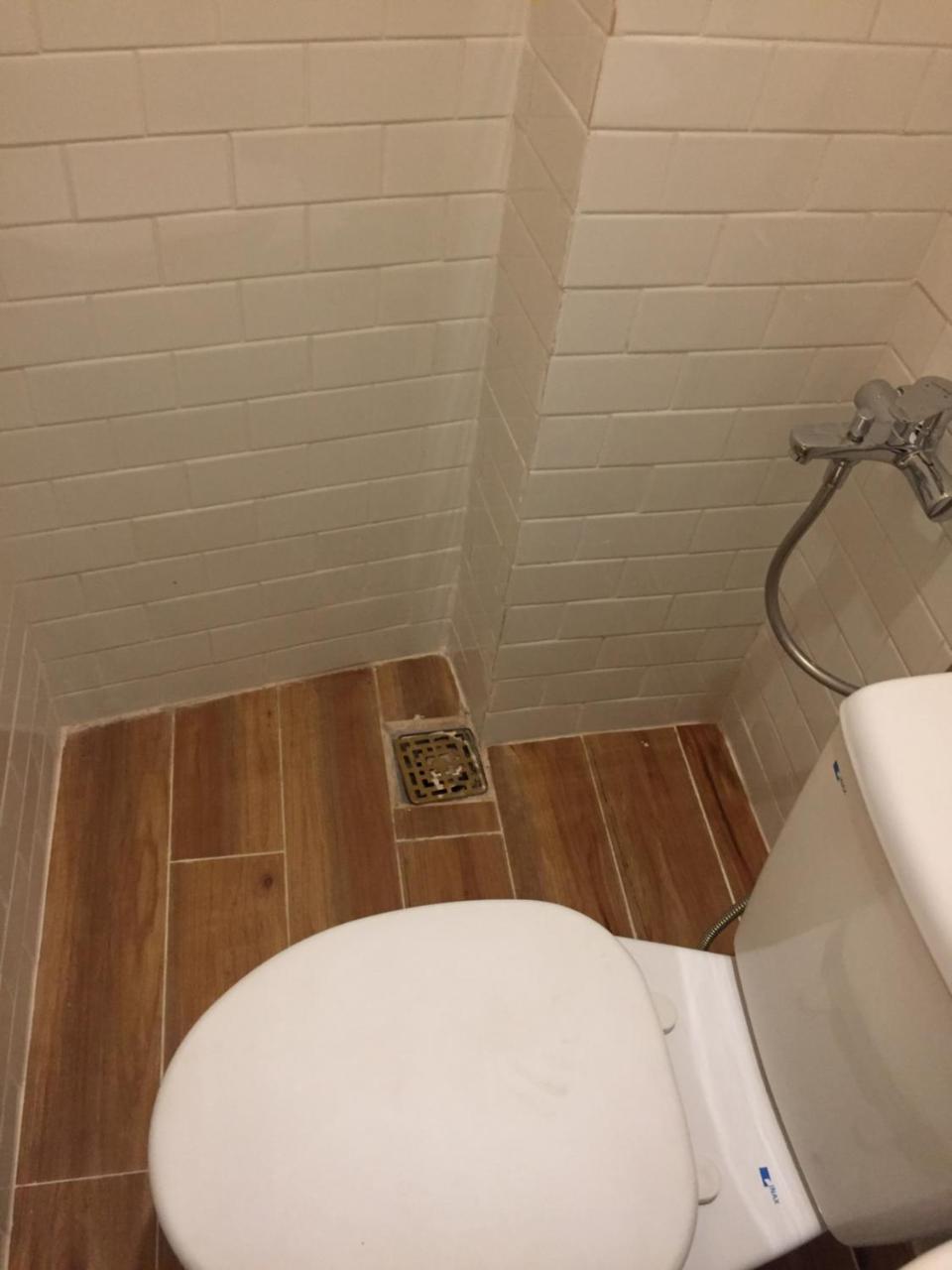 Guest house Vinabooker Cong Quynh Ho Chi Minh City